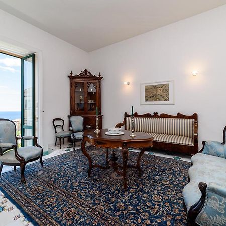 Amalfi Coast Family Luxury Suite Vietri Bagian luar foto