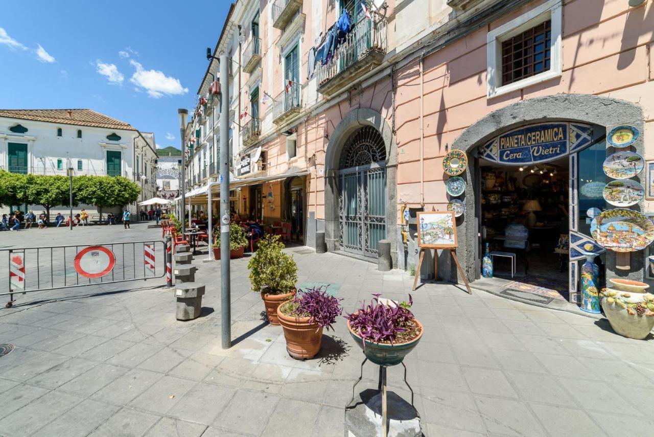 Amalfi Coast Family Luxury Suite Vietri Bagian luar foto