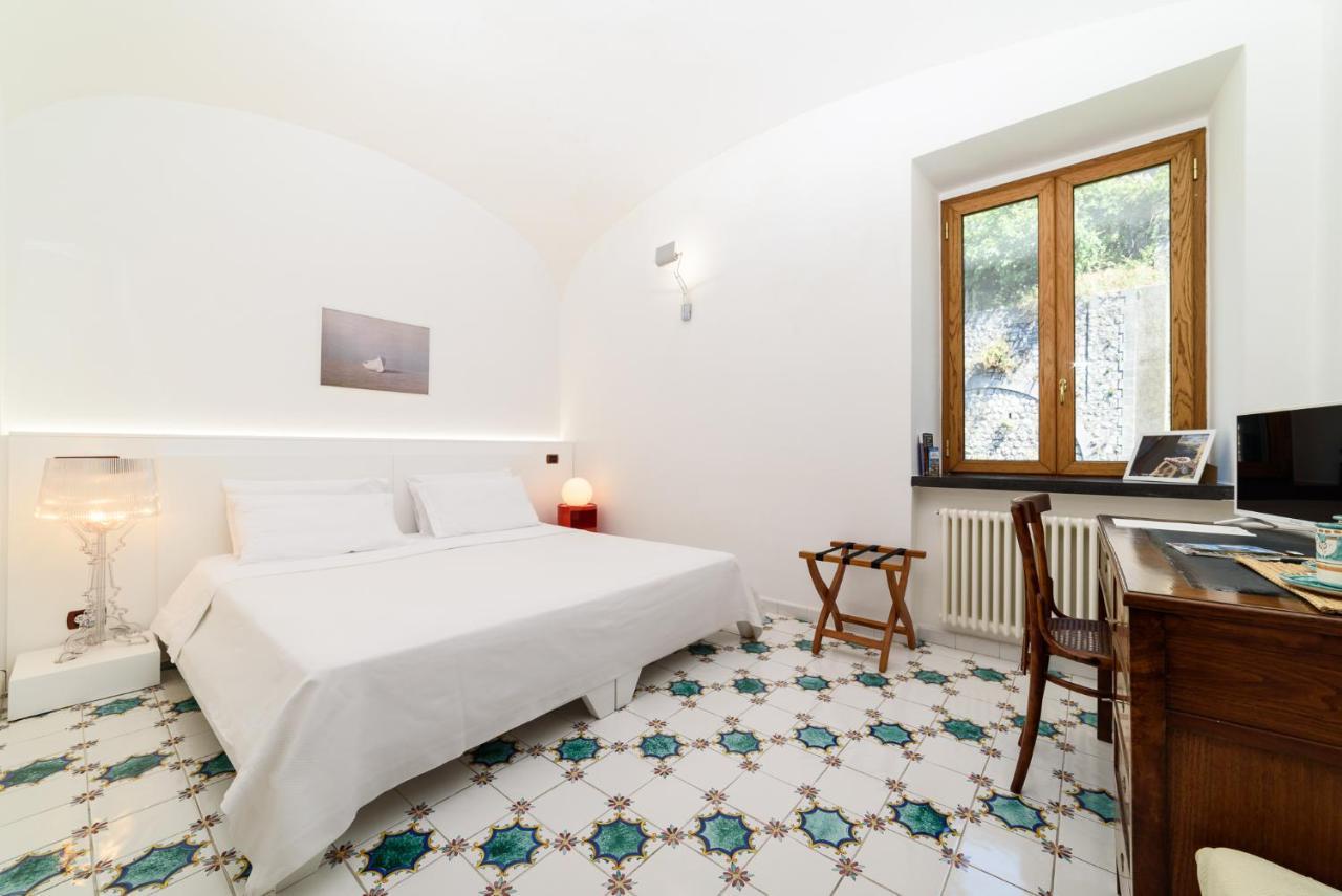 Amalfi Coast Family Luxury Suite Vietri Bagian luar foto
