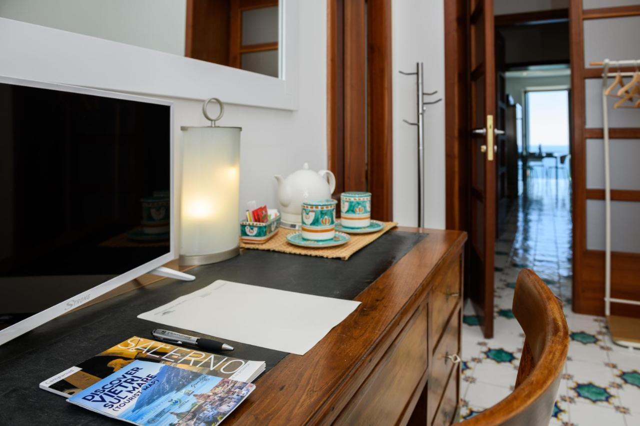 Amalfi Coast Family Luxury Suite Vietri Bagian luar foto