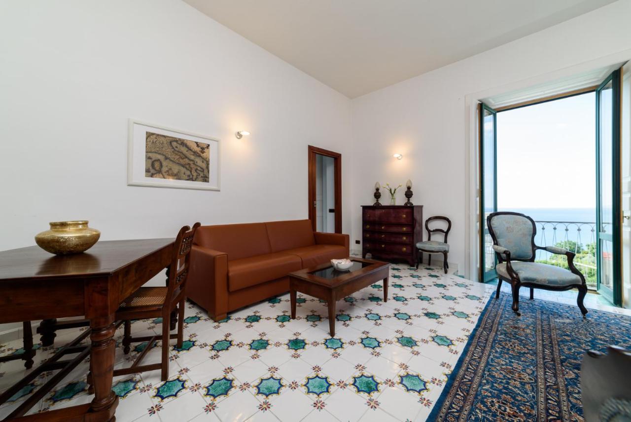 Amalfi Coast Family Luxury Suite Vietri Bagian luar foto