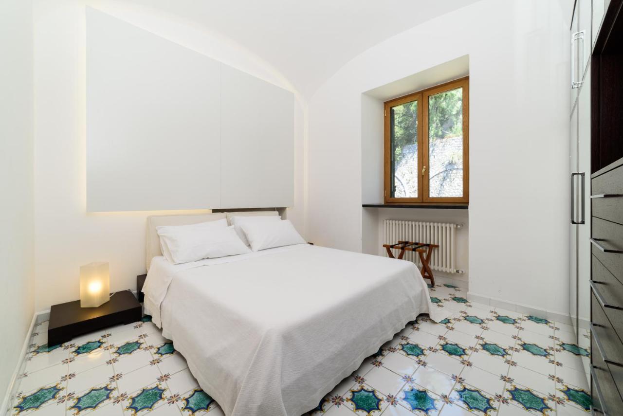 Amalfi Coast Family Luxury Suite Vietri Bagian luar foto