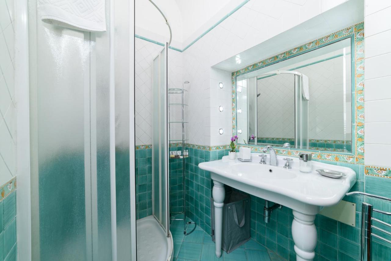 Amalfi Coast Family Luxury Suite Vietri Bagian luar foto