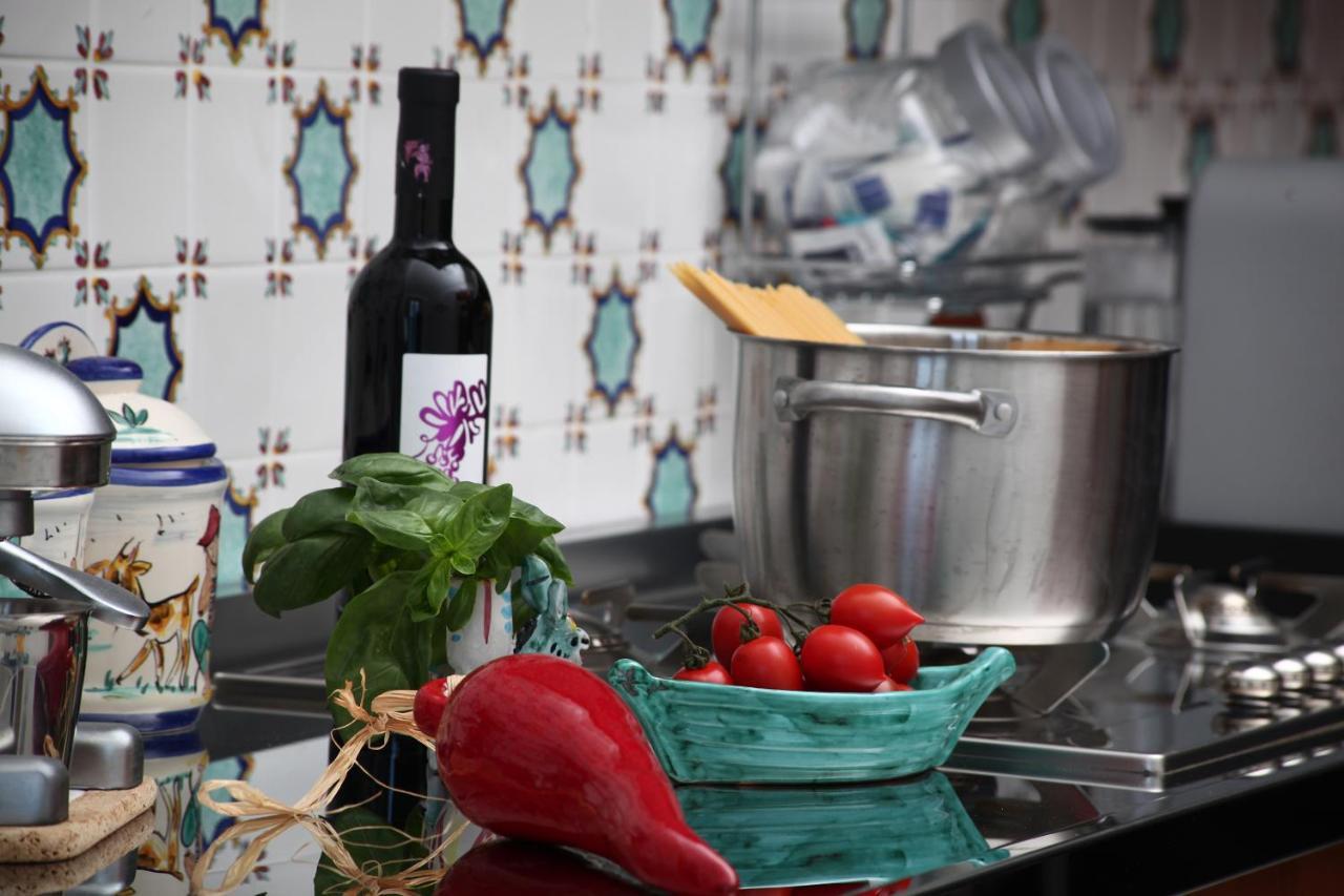 Amalfi Coast Family Luxury Suite Vietri Bagian luar foto